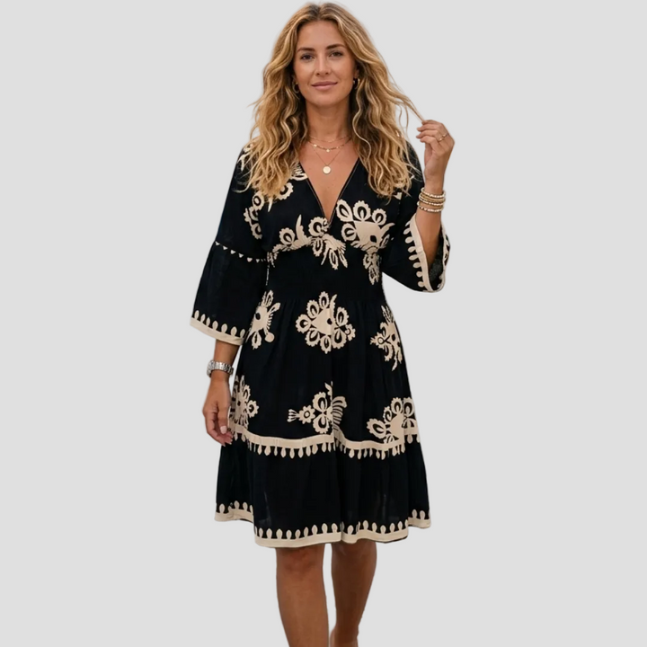 "Hestia - Letní Boho Šaty" can be rewritten as "Hestia - Letní Boho Stylové Šaty".