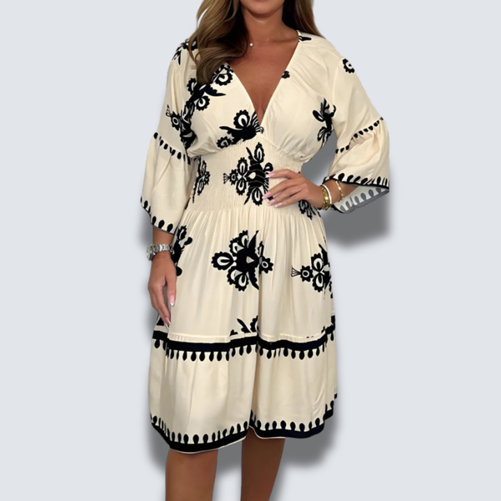 "Hestia - Letní Boho Šaty" can be rewritten as "Hestia - Letní Boho Stylové Šaty".