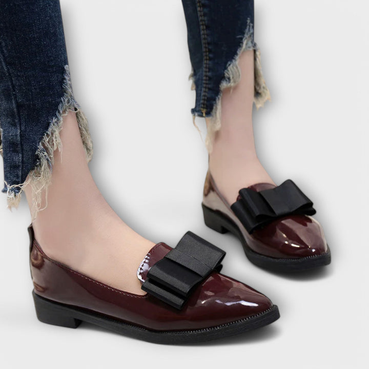 Chrysa - Lesklé mokasíny pro elegantní styl