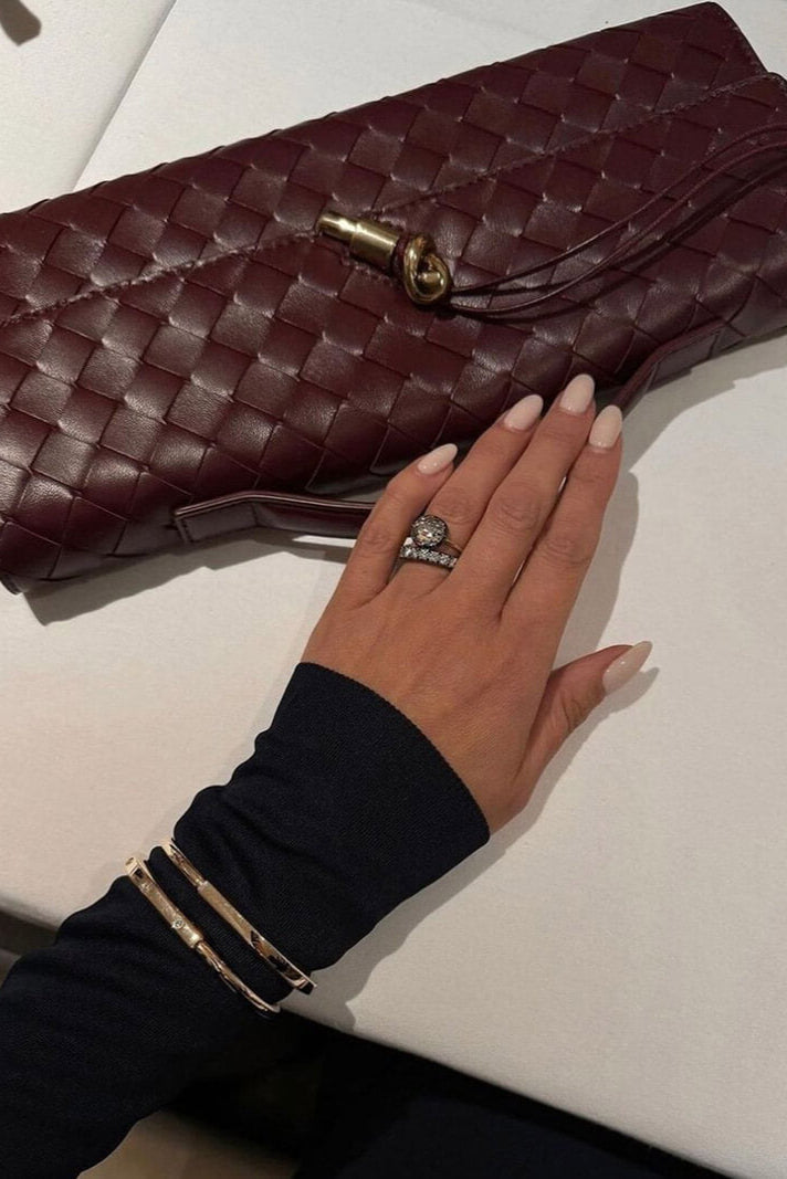 Clutch kabelka Melanie se zlatým uzlem
