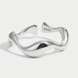 Vagues - Minimalist Ring